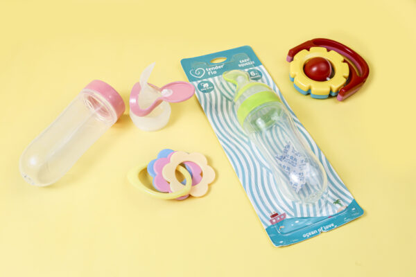 Easy Squeeze Silicon Feeding Bottle