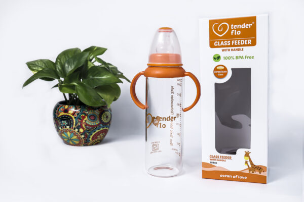 Borosilicate glass feeding bottle